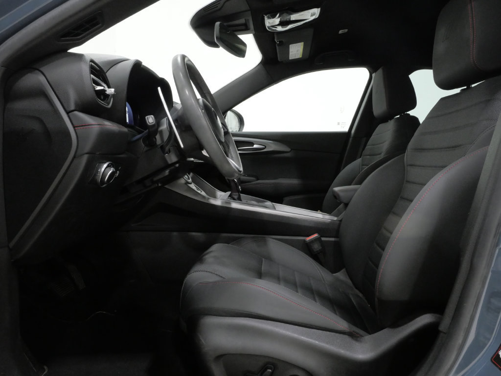 Used 2024 Dodge Hornet R/T w/ R/T Blacktop Package AWD/4WD image 12