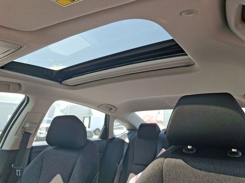 Used 2025 Honda Accord SE image 14