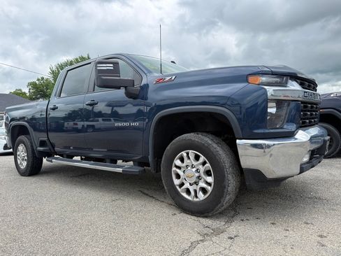 Used 2023 Chevrolet Silverado 2500 LT w/ Convenience Package AWD/4WD image 8