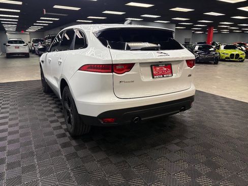 Used 2020 Jaguar F-PACE Premium image 9