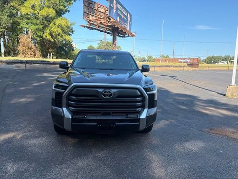 Used 2022 Toyota Tundra Limited RWD image 6