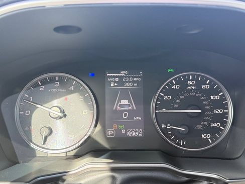 Certified 2025 Subaru Outback Limited image 31