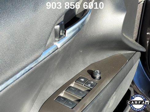 Used 2024 Toyota Camry SE image 29