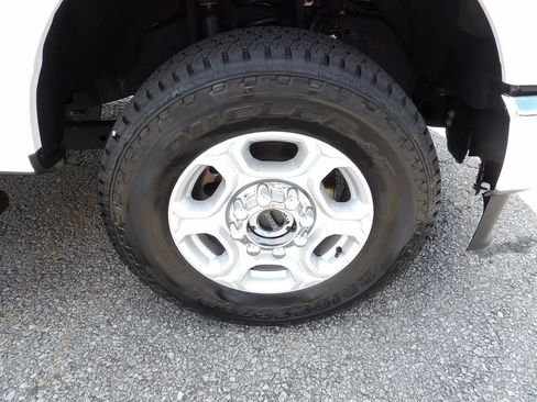 Used 2025 Ford F250 XLT w/ FX4 Off-Road Package AWD/4WD image 56