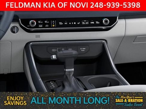 New 2026 Kia Carnival EX image 24