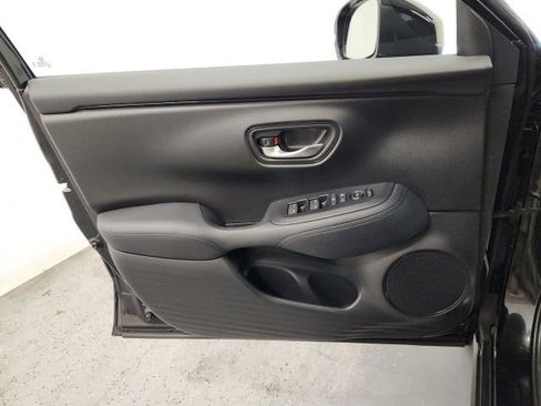 Used 2024 Honda HR-V LX image 17