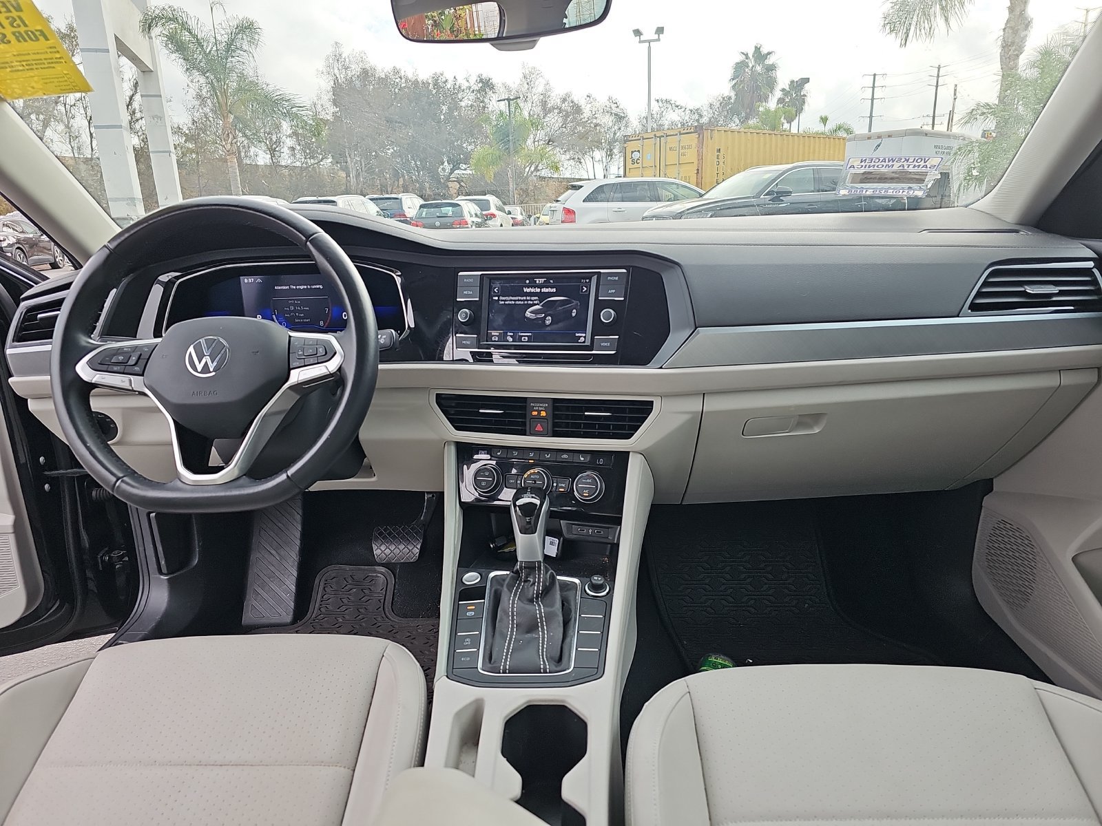 Used 2023 Volkswagen Jetta SE FWD image 12