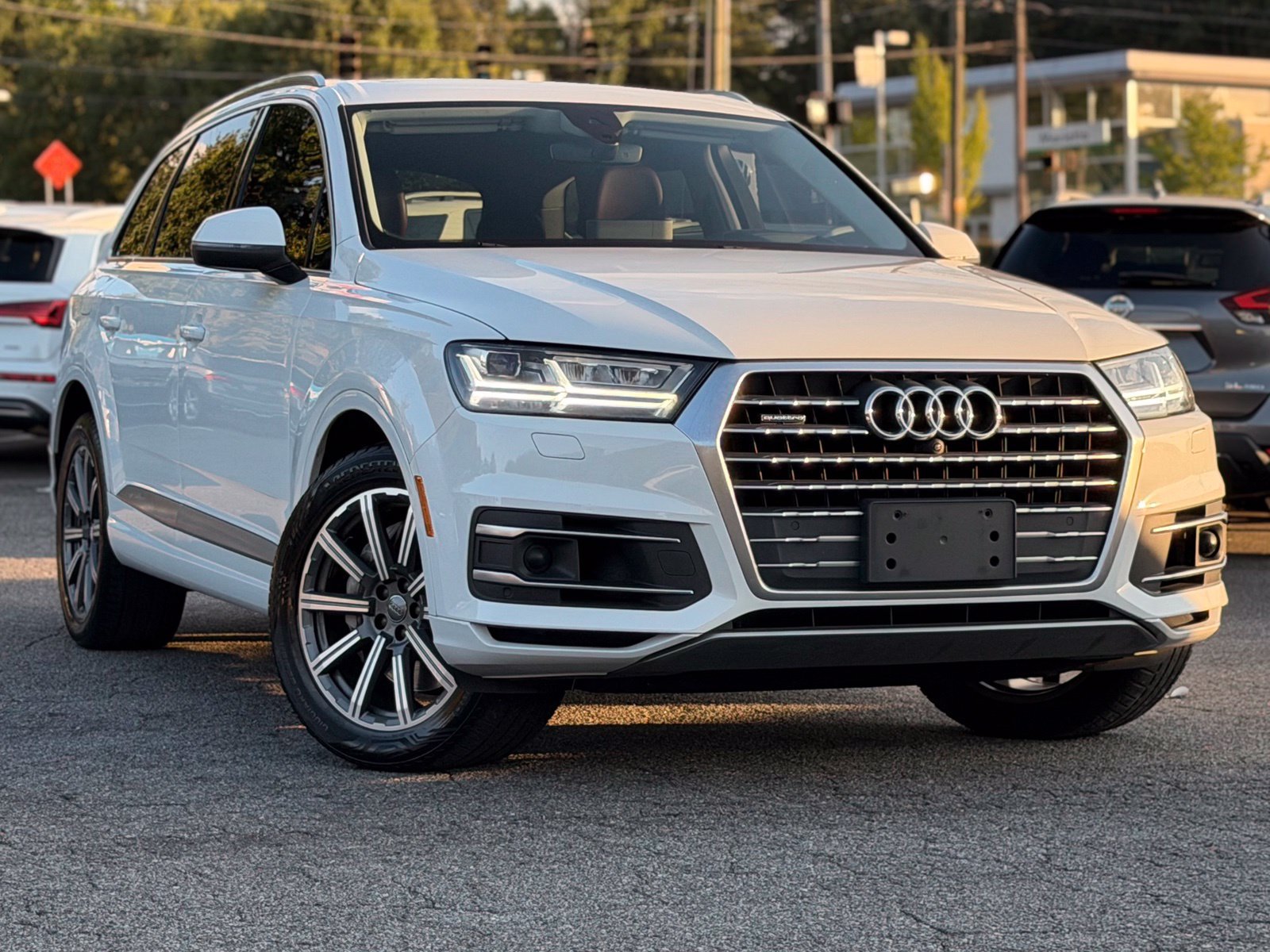 Used 2018 Audi Q7 3.0T Prestige AWD/4WD image 7