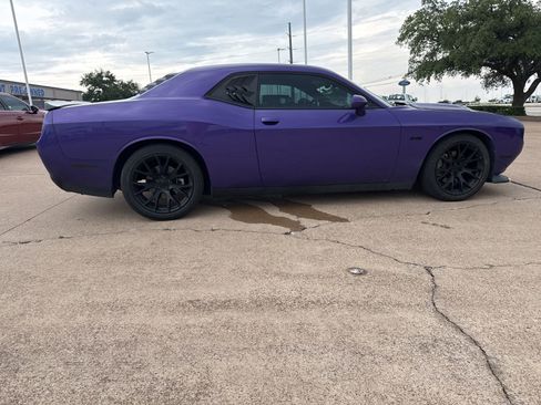 Used 2023 Dodge Challenger R/T w/ Blacktop Package RWD image 8