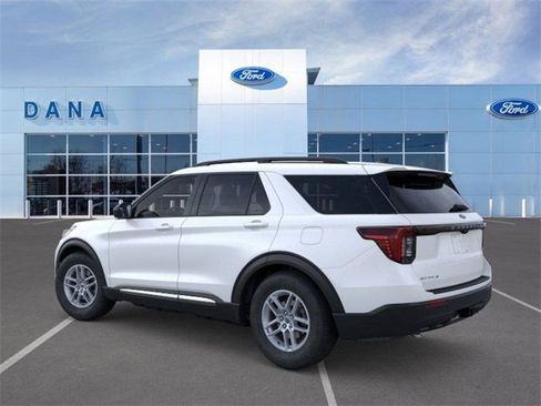 New 2025 Ford Explorer Active image 4