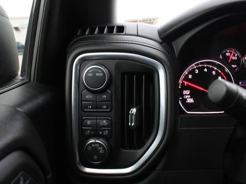 Used 2021 Chevrolet Silverado 1500 RST w/ True North Edition Plus AWD/4WD image 7