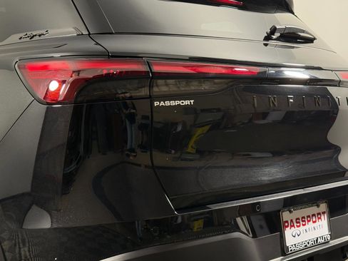 Used 2026 INFINITI QX60 Autograph w/ Dark Cargo Package image 6