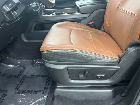 Used 2022 RAM 3500 Limited AWD/4WD image 17