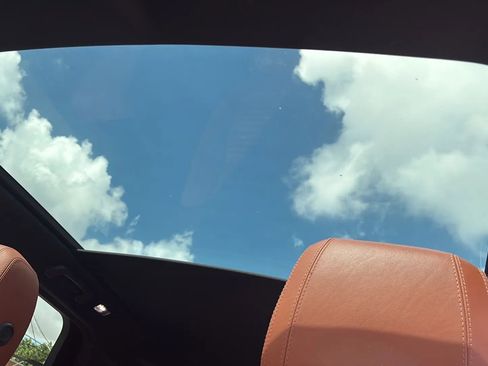 Used 2017 Land Rover Discovery Sport HSE Luxury AWD/4WD image 42