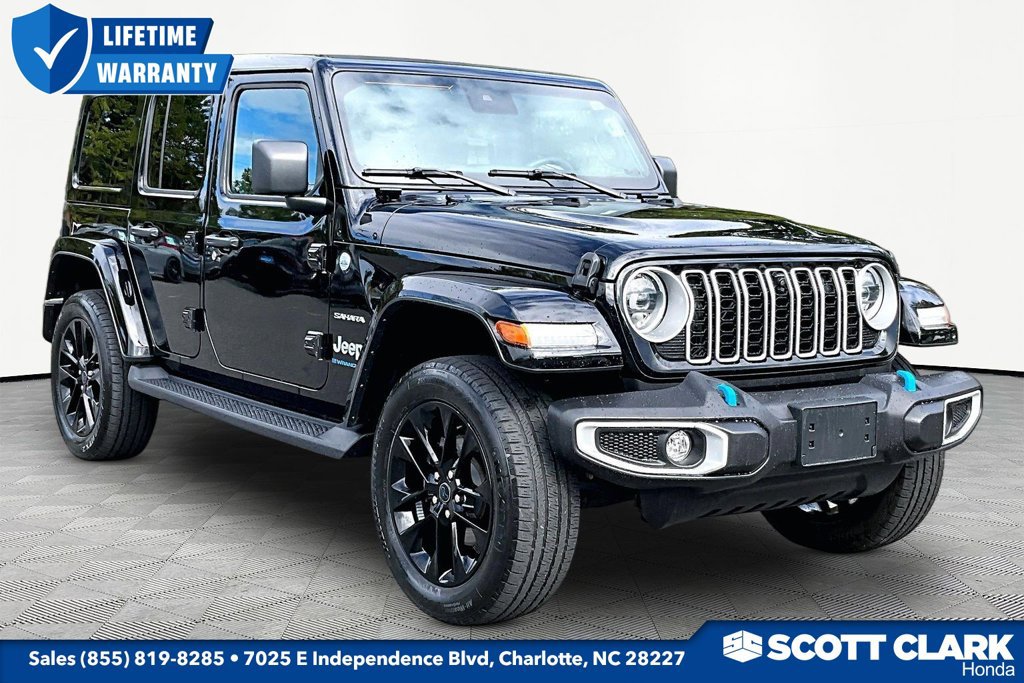 Used 2024 Jeep Wrangler Unlimited Sahara w/ Technology Group AWD/4WD image 1