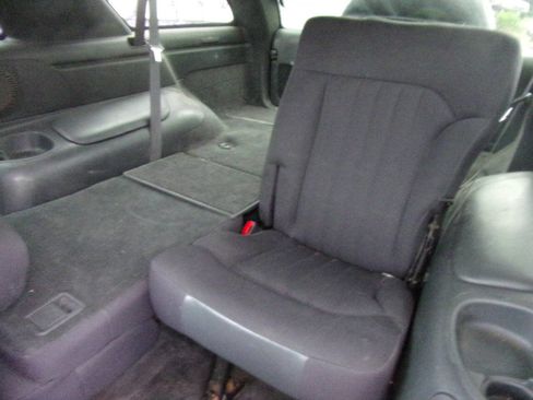 Used 2005 Chevrolet Blazer 4WD 2-Door w/ Preferred Equipment Group image 4
