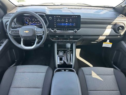 New 2025 Chevrolet Colorado W/T w/ WT Convenience Package II image 19