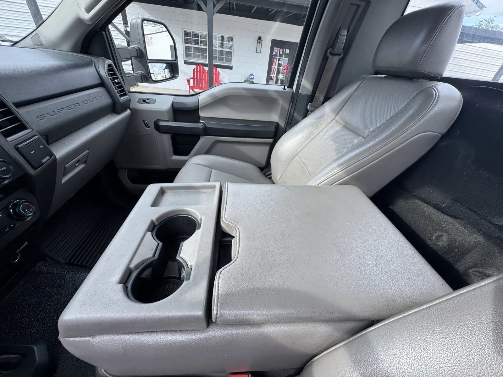 Used 2019 Ford F550 4x4 Regular Cab Super Duty image 23