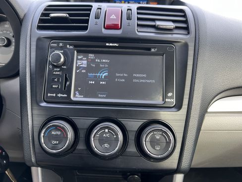 Used 2014 Subaru Forester 2.5i Limited w/ Popular Package #2 image 5