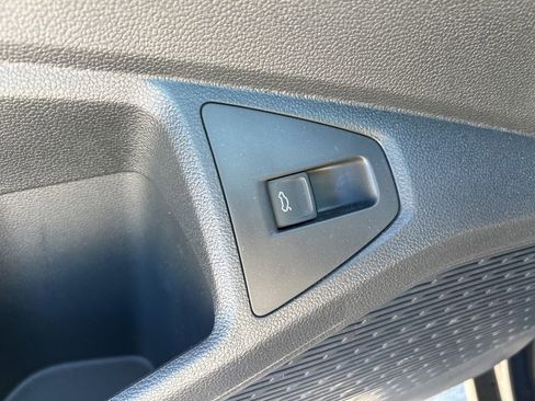 Used 2025 Volkswagen Jetta Sport image 19