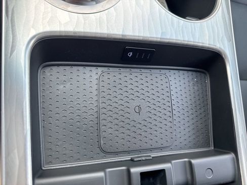 New 2026 Genesis Electrified GV70 AWD/4WD image 32