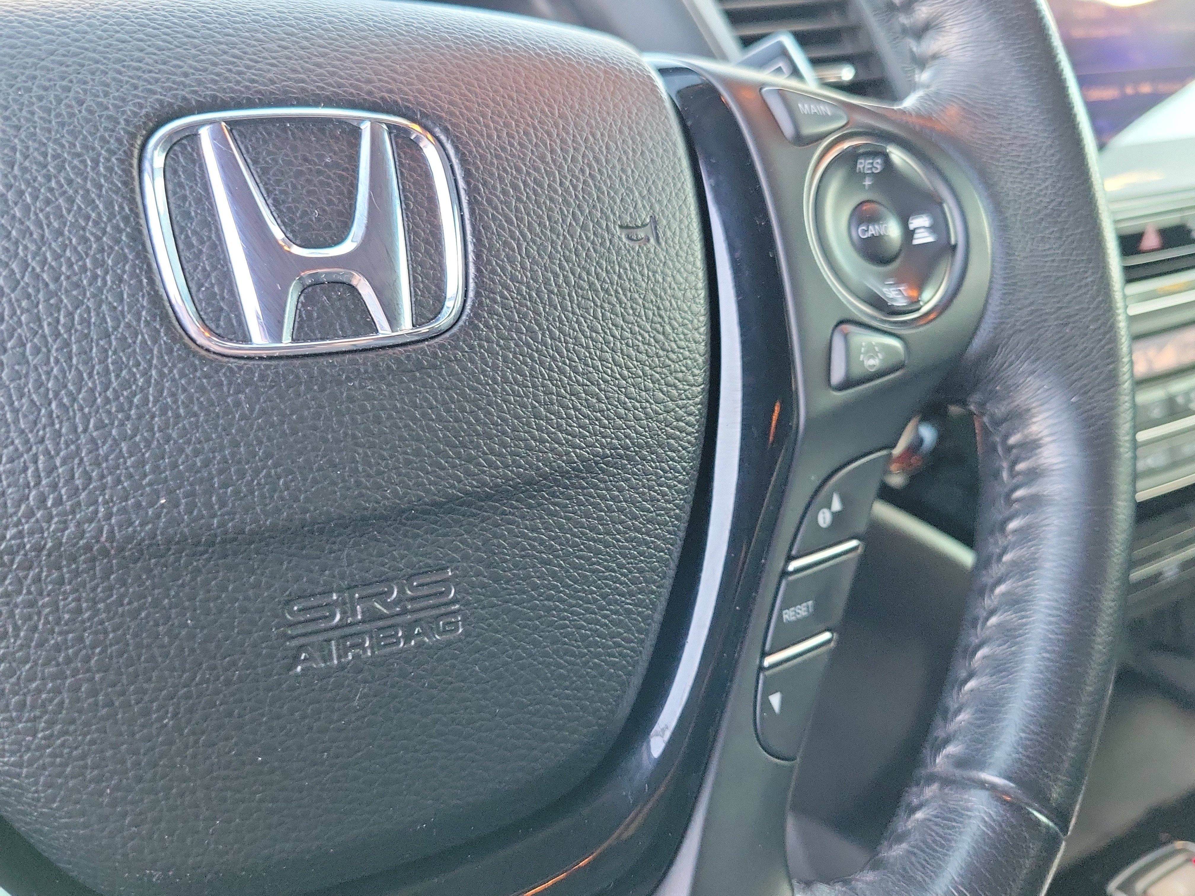 Used 2018 Honda Pilot Touring image 26