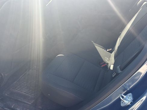 Used 2025 Chevrolet Equinox LT image 8