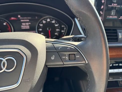 Used 2023 Audi Q5 2.0T Premium w/ Convenience Package image 17