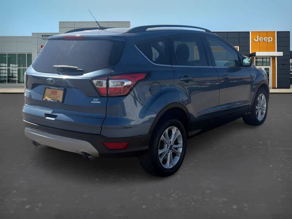 Used 2018 Ford Escape SE FWD image 7