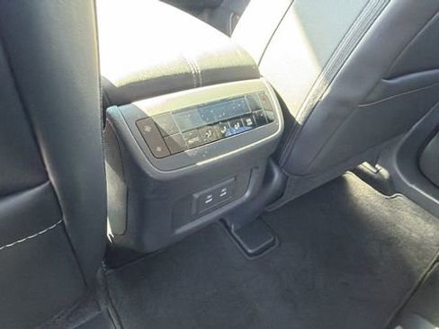 New 2026 Nissan Pathfinder SL image 17