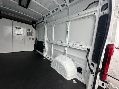 New 2024 RAM ProMaster 2500 FWD image 12