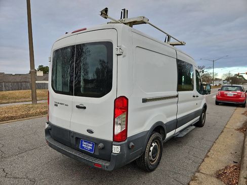 Used 2016 Ford Transit 250 250 3dr LWB Medium Roof Cargo image 6