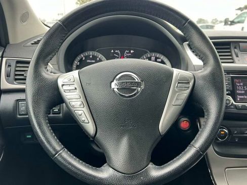 Used 2015 Nissan Sentra SV image 22