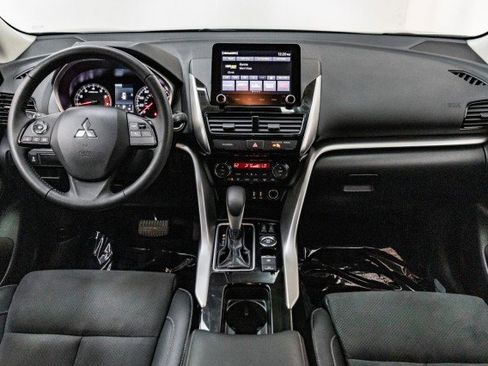 Used 2023 Mitsubishi Eclipse Cross SE image 24