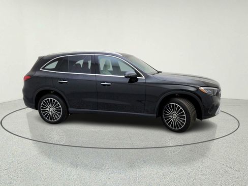 New 2026 Mercedes-Benz GLC 300 image 5