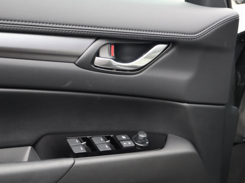 New 2025 MAZDA CX-5 AWD 2.5 S w/ Preferred Package image 24