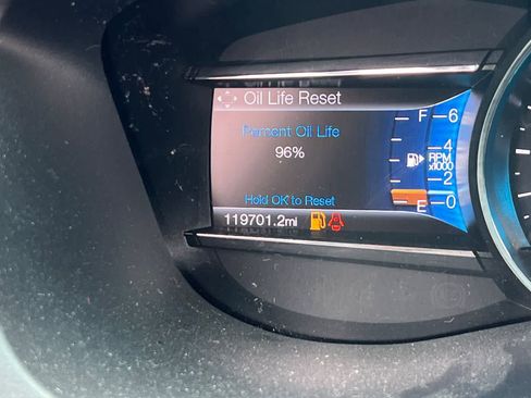 Used 2017 Ford Explorer Limited FWD image 29