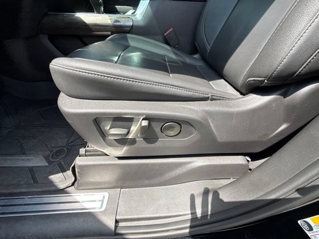 Used 2024 Chevrolet Silverado 1500 LTZ w/ LTZ Convenience Package II AWD/4WD image 6