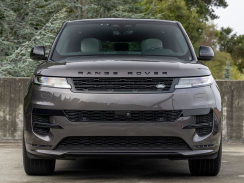 Used 2024 Land Rover Range Rover Sport Dynamic SE AWD/4WD image 8