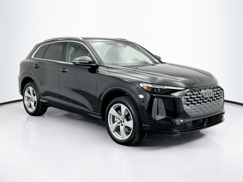 Used 2025 Audi Q5 Premium AWD/4WD image 4