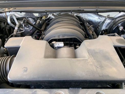 Used 2015 Chevrolet Tahoe LTZ AWD/4WD image 33