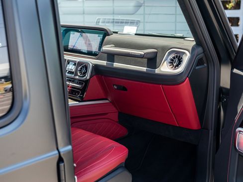 Used 2022 Mercedes-Benz G 63 AMG 4MATIC image 39