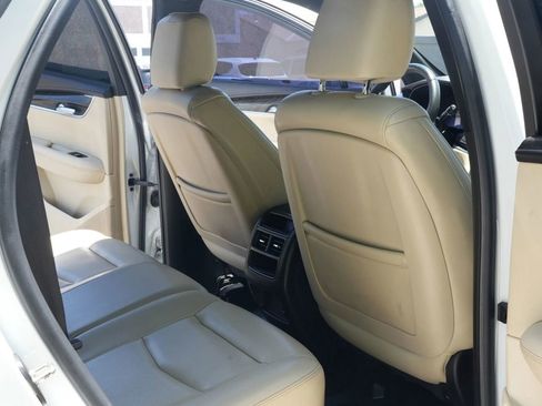 Used 2017 Cadillac XT5 FWD w/ LPO, Wheel Lock Package image 13