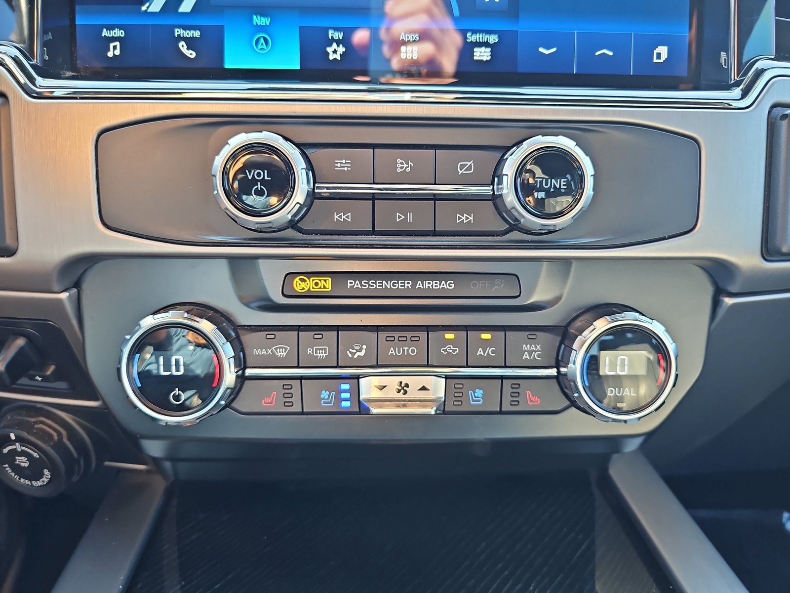 Used 2022 Ford F250 Platinum AWD/4WD image 21