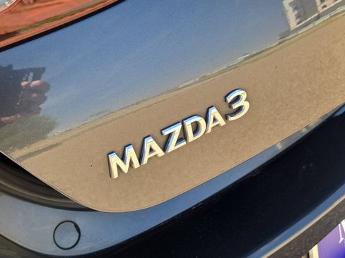 Used 2024 MAZDA MAZDA3 s FWD image 10