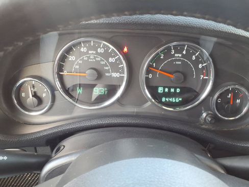 Used 2015 Jeep Wrangler Rubicon w/ Power Convenience Group AWD/4WD image 30