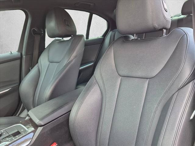 Used 2019 BMW 330i Sedan RWD image 10