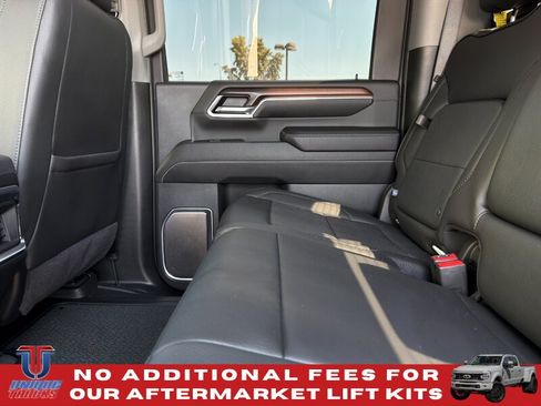 Used 2024 GMC Sierra 2500 Denali w/ Denali Reserve Package AWD/4WD image 25
