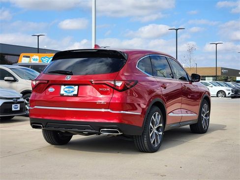 Used 2023 Acura MDX SH-AWD w/ Technology Package image 3