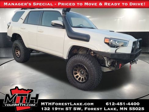 Used 2019 Toyota 4Runner TRD Off-Road image 1